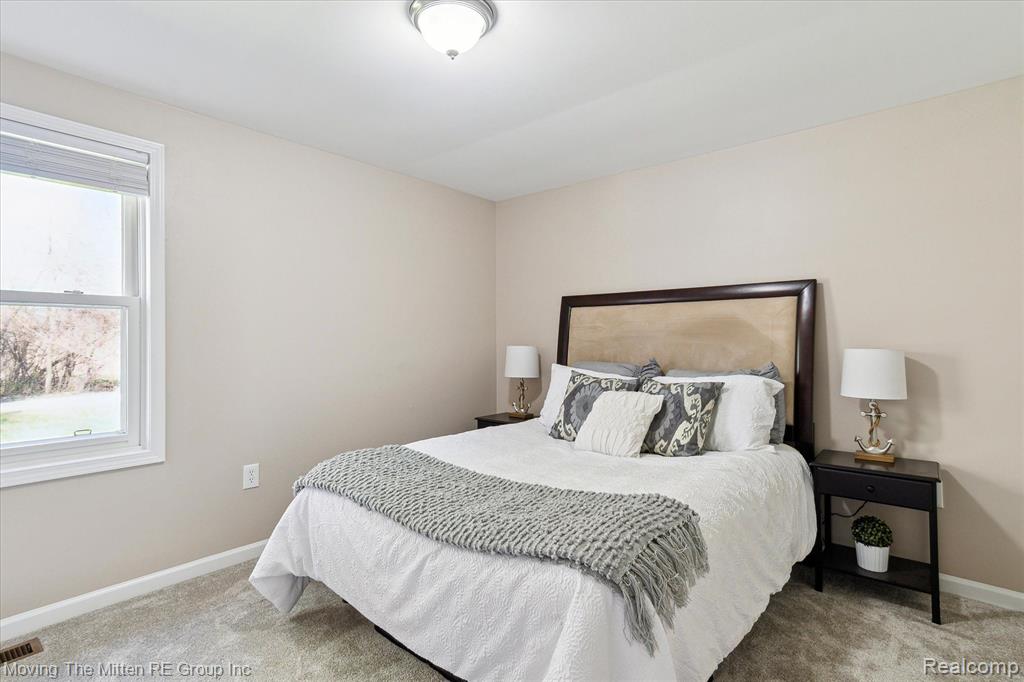 5885 JUSTINE Street, Van Buren, MI 48111 — Photo 22