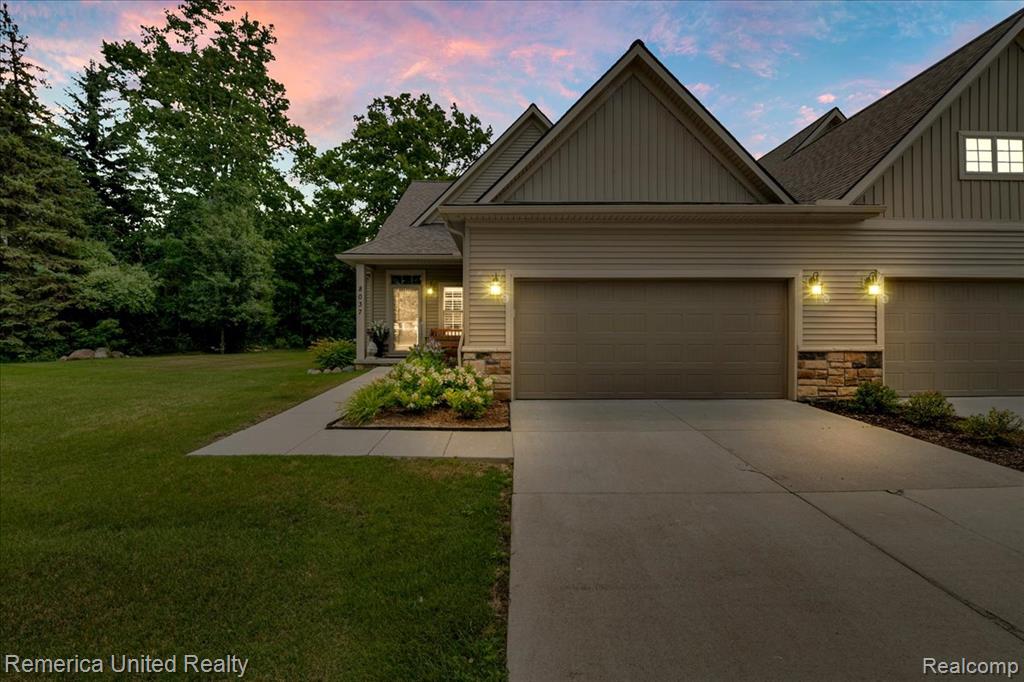 8037 Bridgestone Boulevard, White Lake, MI