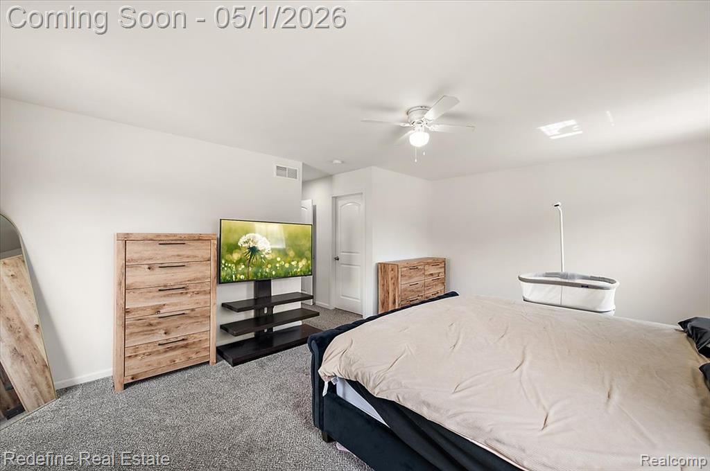310 Fountain Park Drive, Waterford, MI 48327 — Photo 16