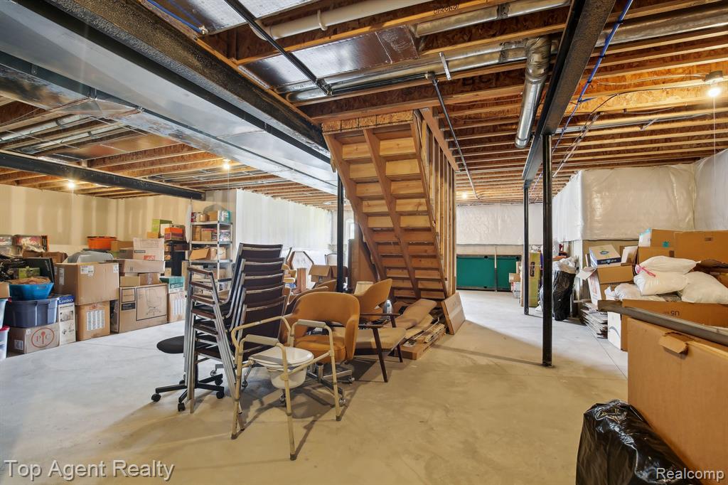 59419 DEER HAVEN Drive, South Lyon, MI 48178 — Photo 30