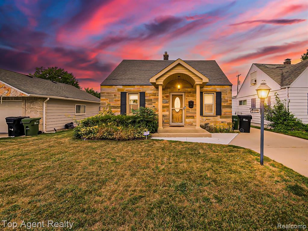17236 Euclid Avenue, Allen Park, MI 48101