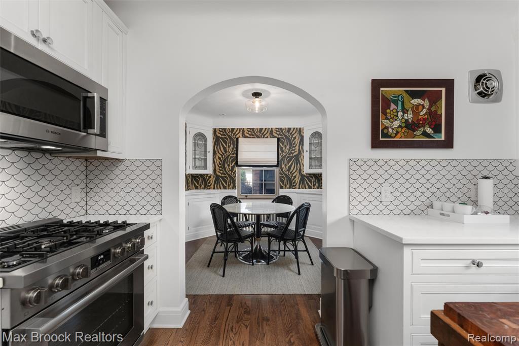 1425 Bedford Road, Grosse Pointe Park, MI 48230 — Photo 20