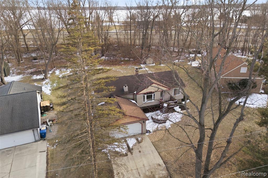 4051 Lake Front Street, Waterford, MI 48328 — Photo 38