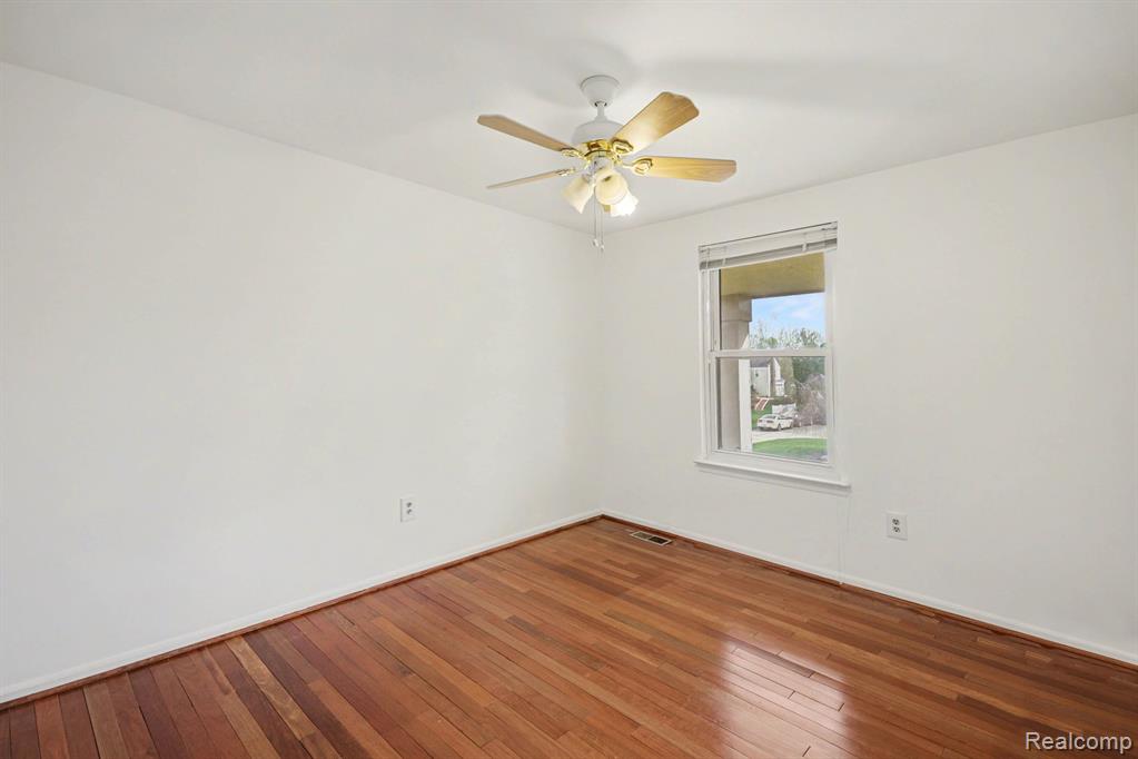 5040 Patrick Road, West Bloomfield, MI — Photo 19