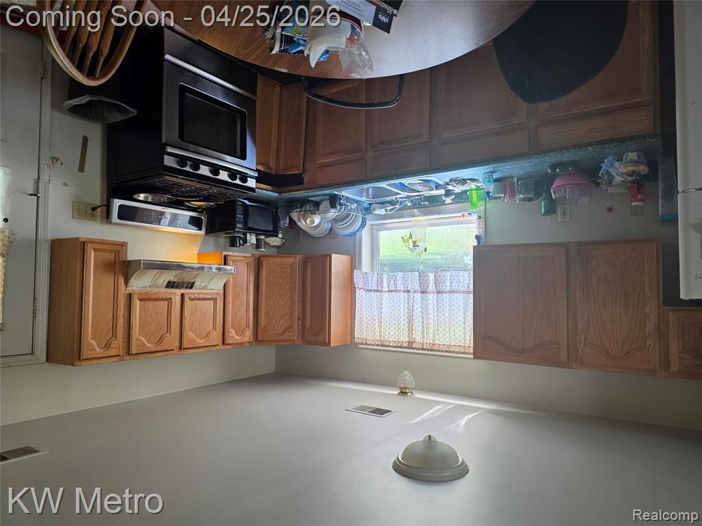29827 OAKWOOD Street, Inkster, MI 48141 — Photo 3