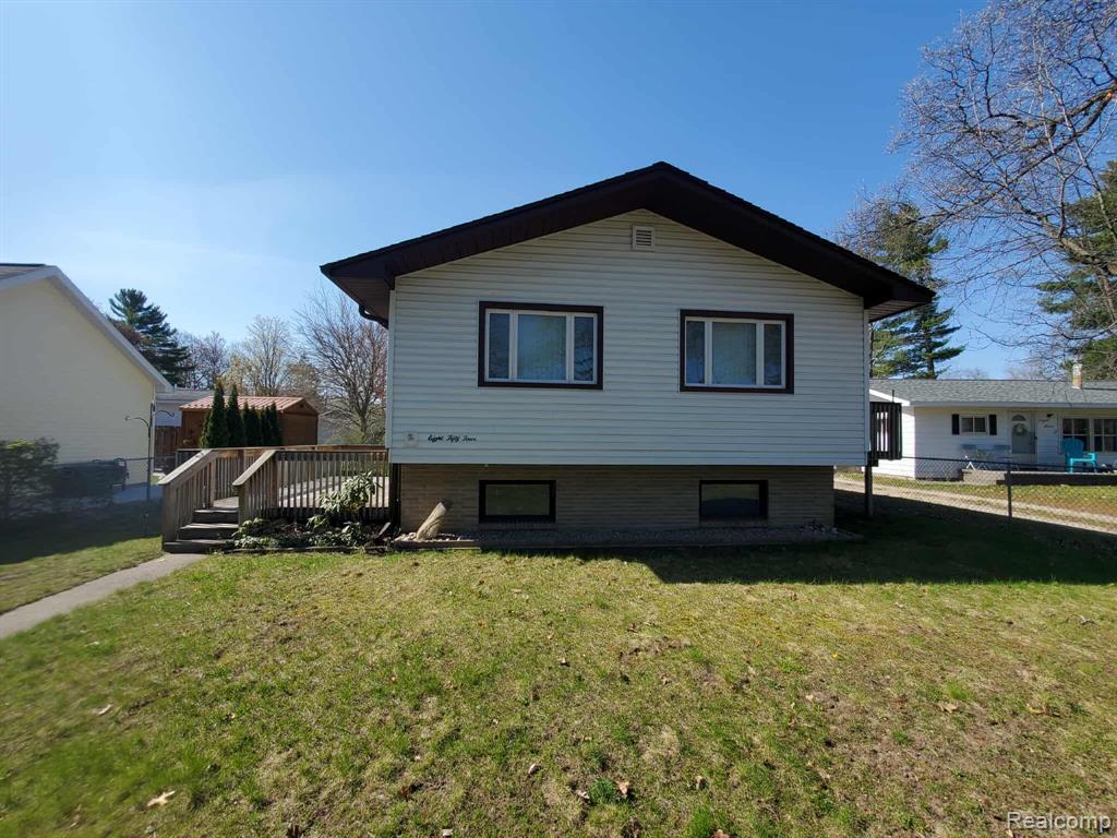 854 KELLEY Street, Traverse City, MI 49686 — Photo 2