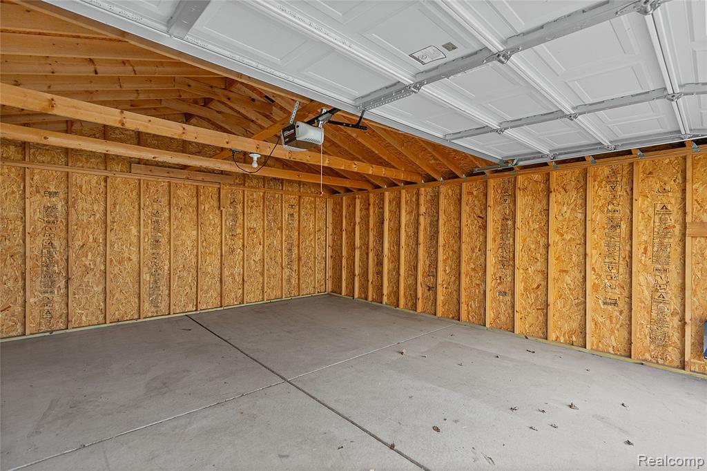 922 Canterbury Drive, Madison Heights, MI 48071 — Photo 39