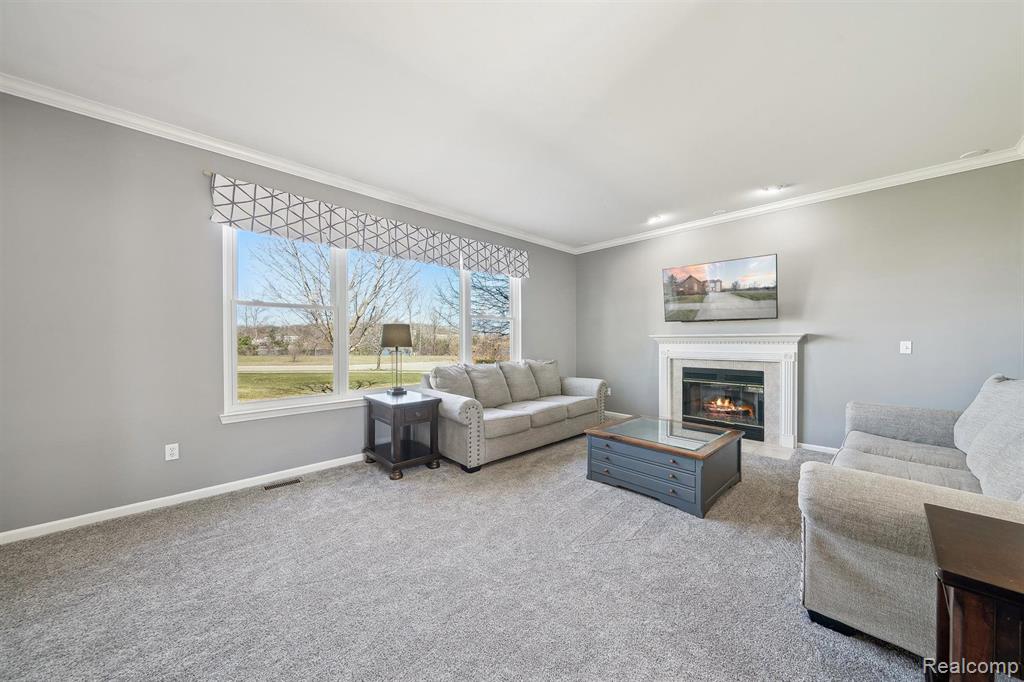 707 BAY POINTE Drive, Oxford, MI 48371 — Photo 15