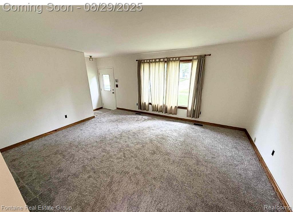 9437 Tavistock Drive, Plymouth, MI 48170 — Photo 5