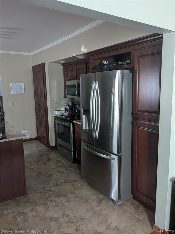 3237 Rogers Street, Marlette, MI 48453 — Photo 24