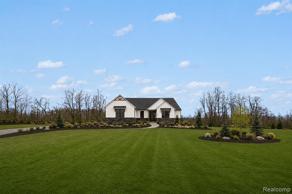 13268 Cousins Court, Washington, MI