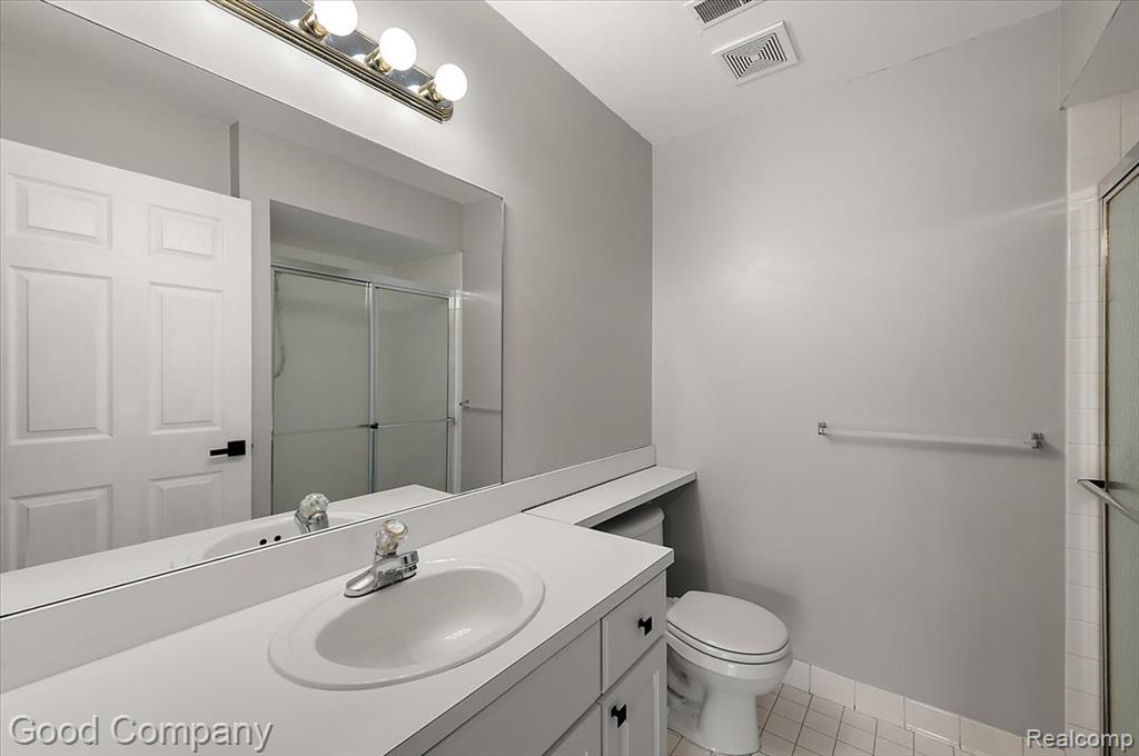 56468 Chesapeake Trail, Shelby Twp, MI 48316 — Photo 25