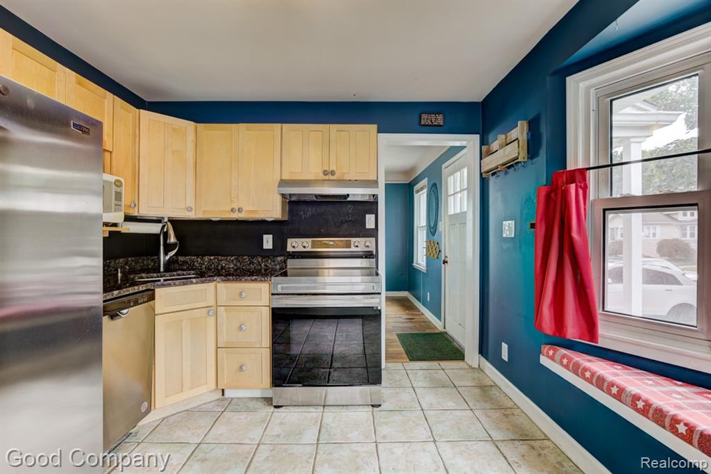 545 E Maplehurst Street, Ferndale, MI 48220 — Photo 10
