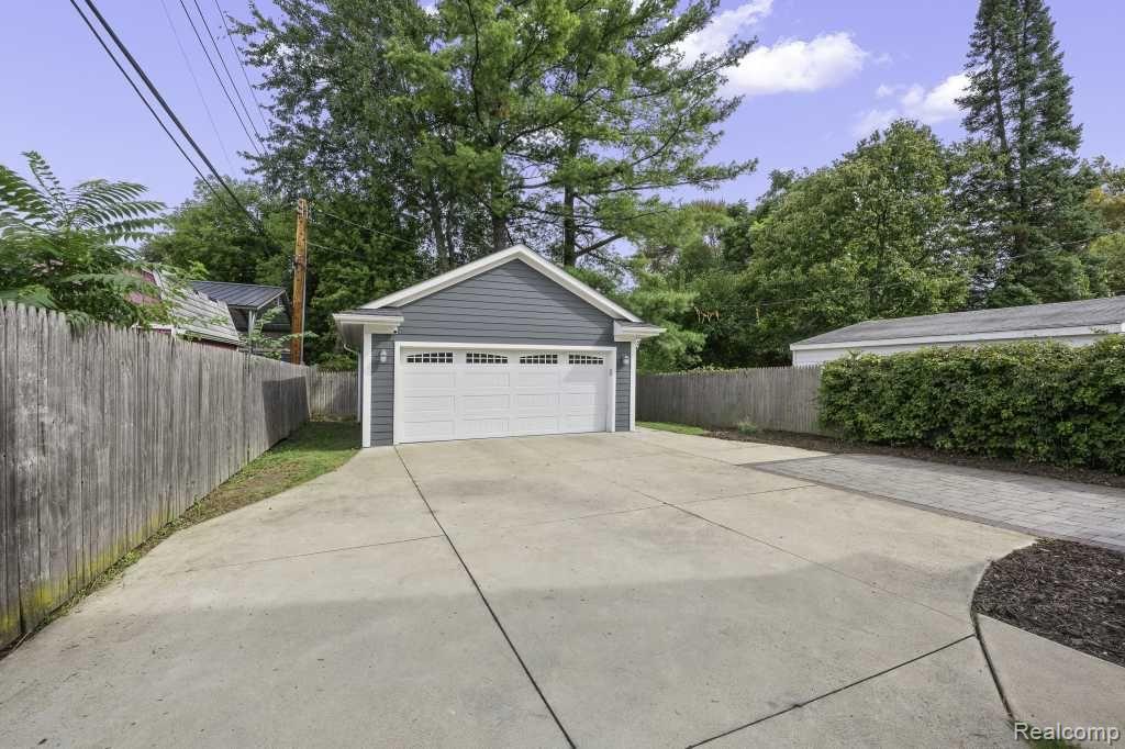 520 SIMON, Royal Oak, MI 48067 — Photo 40