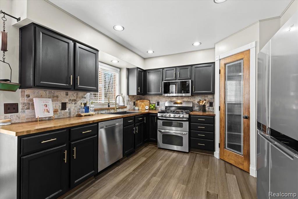 7227 COWELL Road, Brighton, MI 48116 — Photo 17