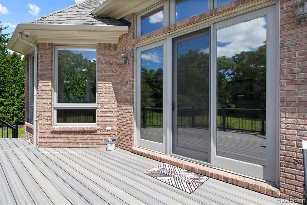 8151 ROLLING MEADOWS Drive, Canton, MI 48187 — Photo 15