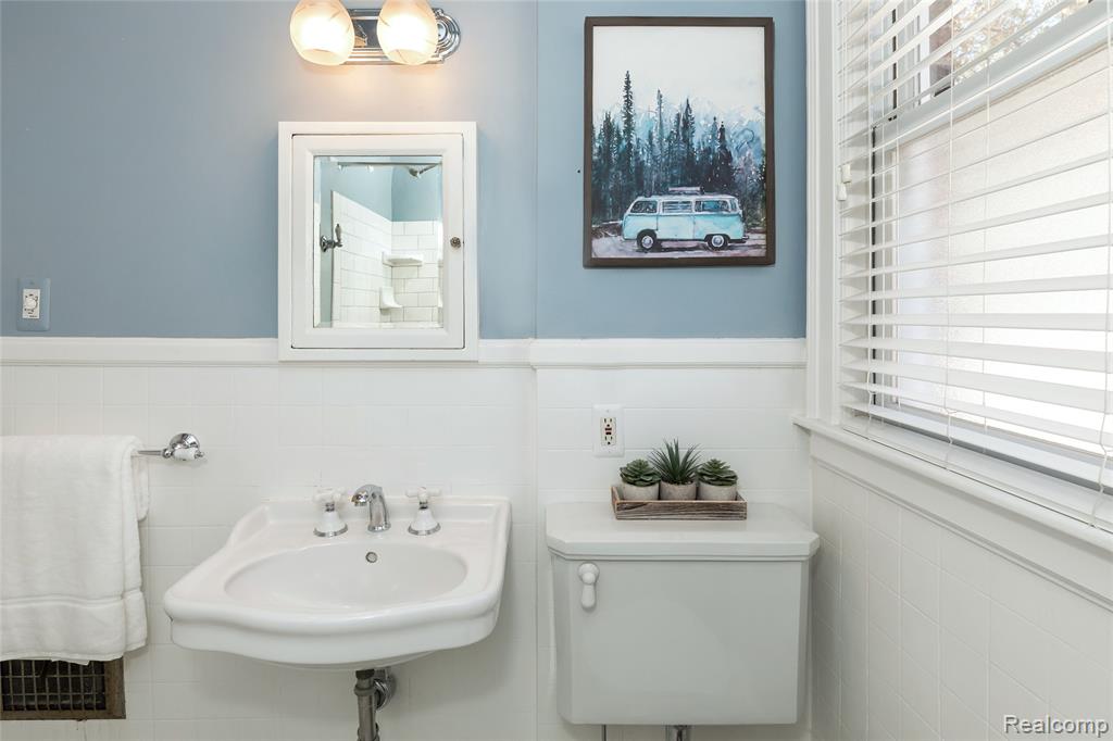 707 S Alexander Avenue, Royal Oak, MI 48067 — Photo 19