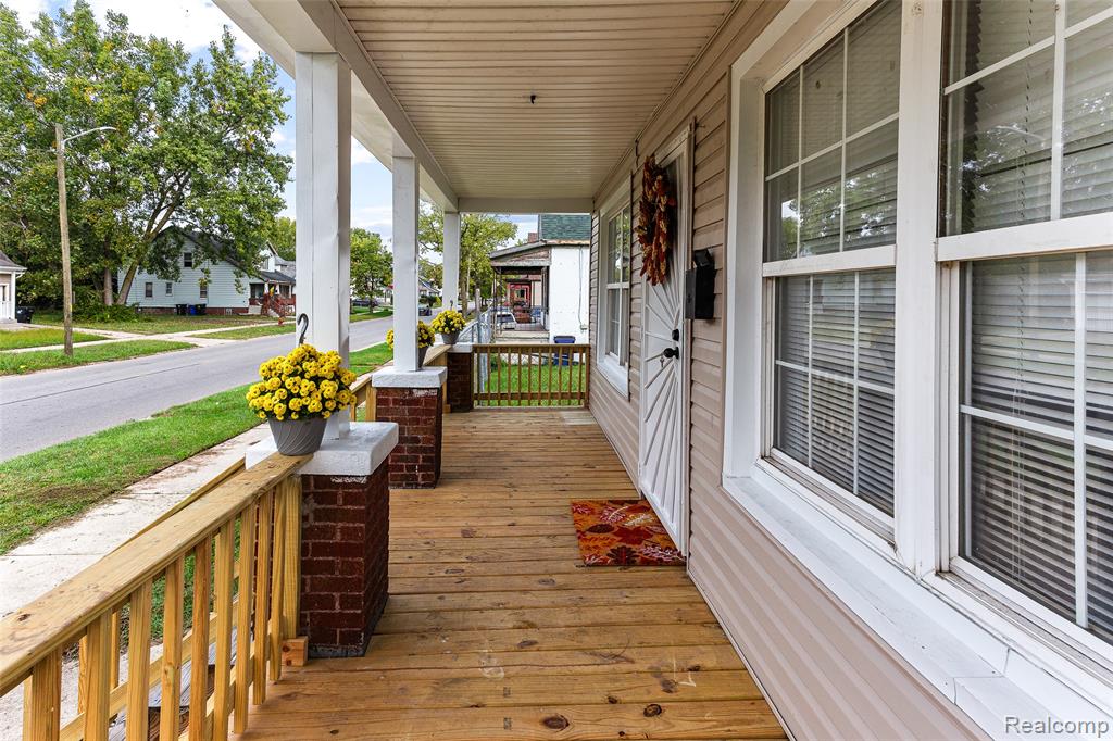 4472 French Road, Detroit, MI 48214 — Photo 2
