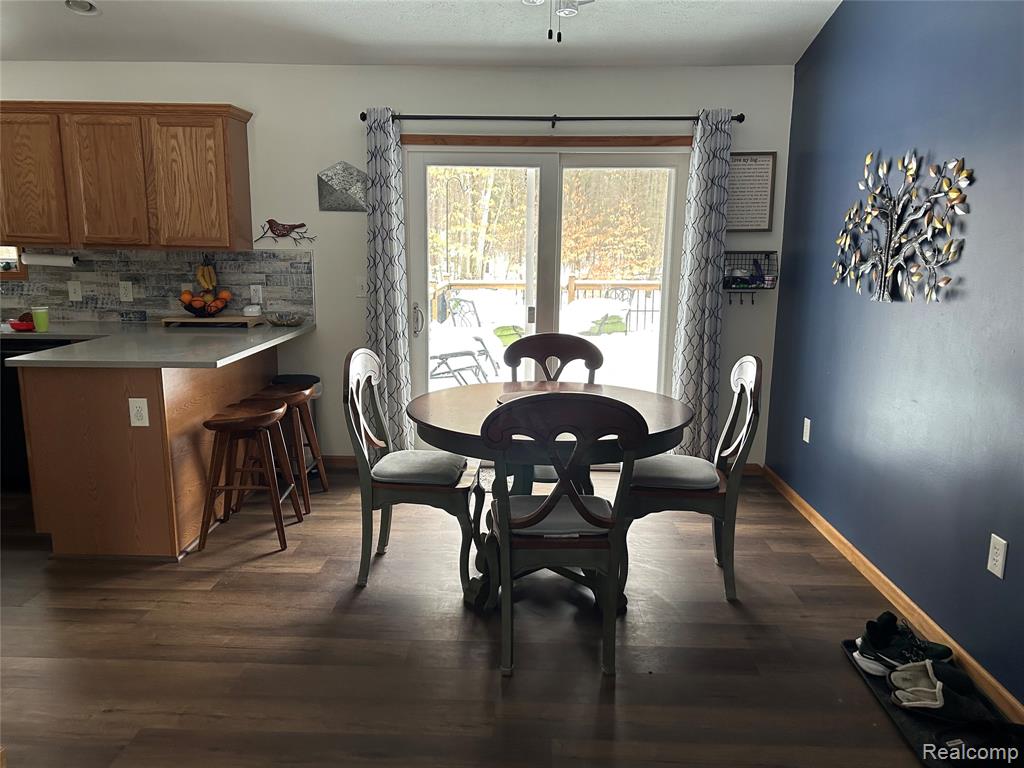 9642 Hummingbird Ct, Howard City, MI 49329 — Photo 6