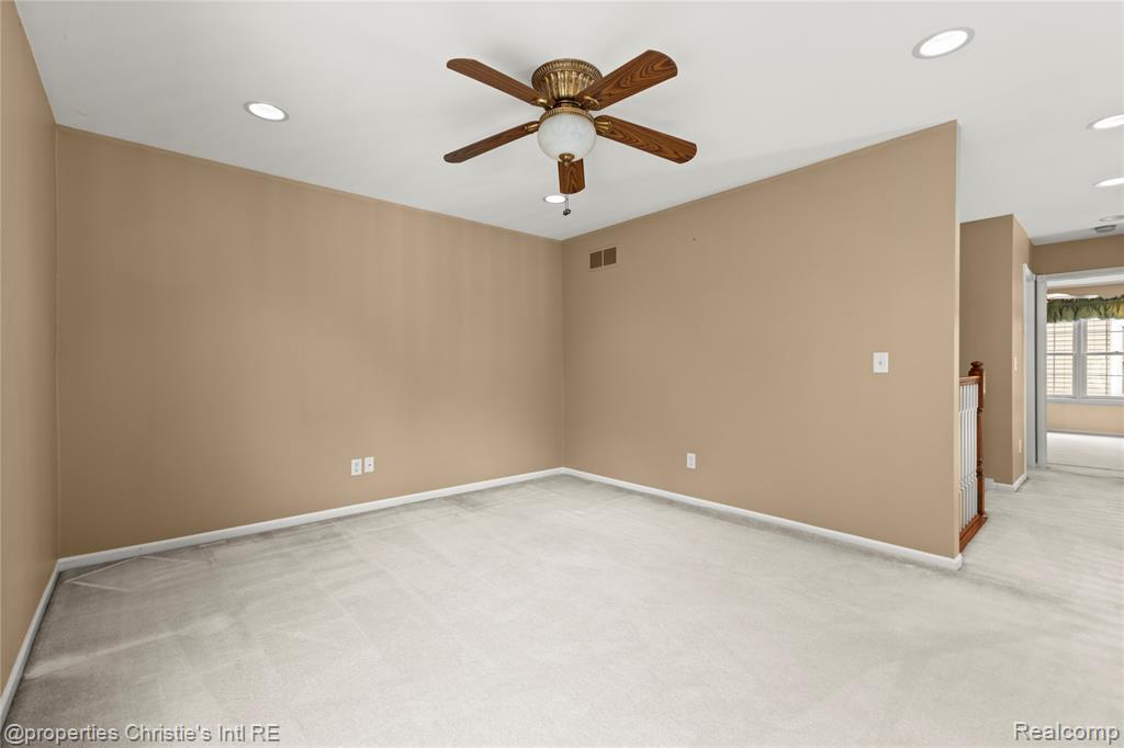 6166 Natures Cove, Grand Blanc, MI 48439 — Photo 25