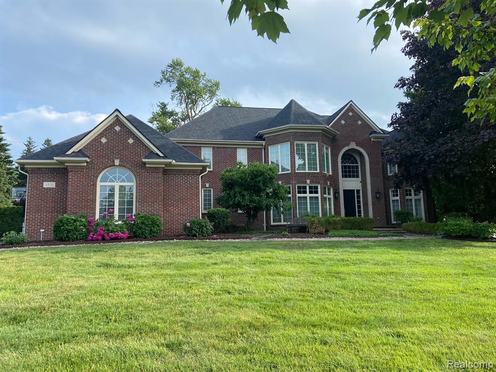 4831 Goodison Place Drive, Rochester, MI 48306 — front exterior
