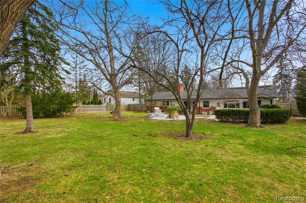29256 Utley Road, Farmington, MI 48334 — Photo 5
