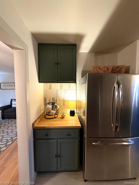 400 N LEONA Avenue, Garden City, MI — Photo 12