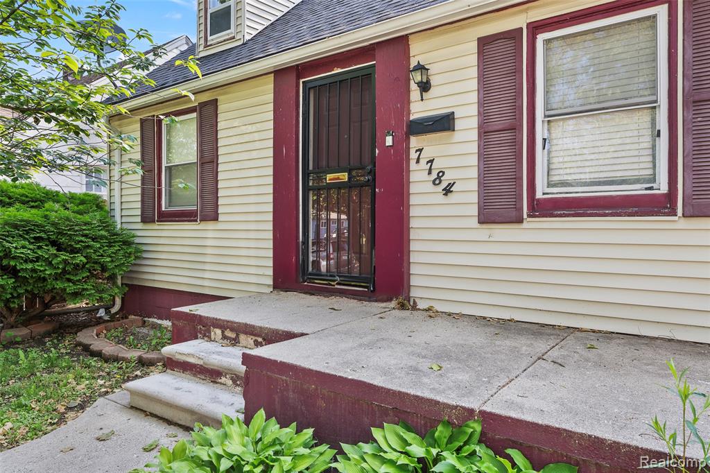 7784 METTETAL Street, Detroit, MI 48228 — Photo 4