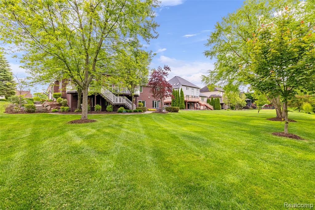 55161 Whitney Drive, Shelby Twp, MI 48315 — Photo 46