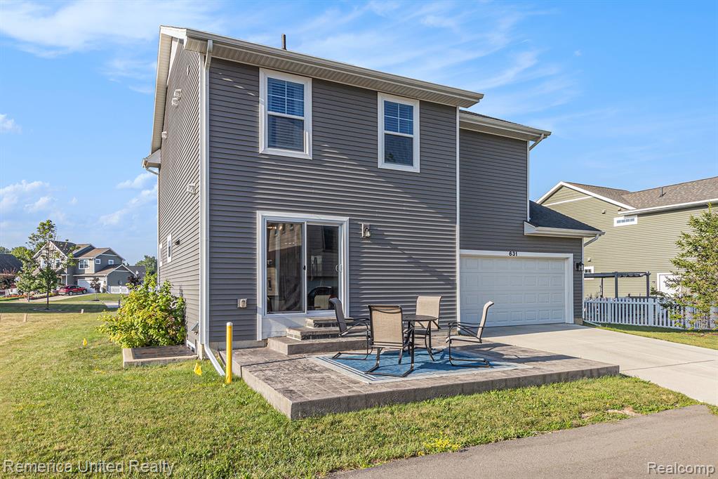 631 Grafton Lane, Howell, MI 48855 — Photo 23
