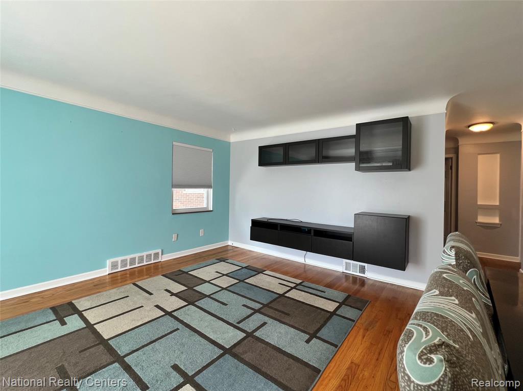 4436 Tulane Street, Dearborn Heights, MI 48125 — Photo 7
