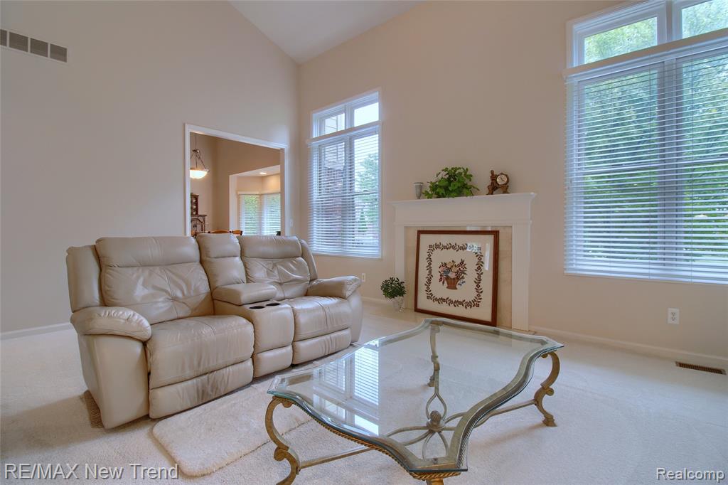 41672 Clemens Circle, Novi, MI 48377 — Photo 15