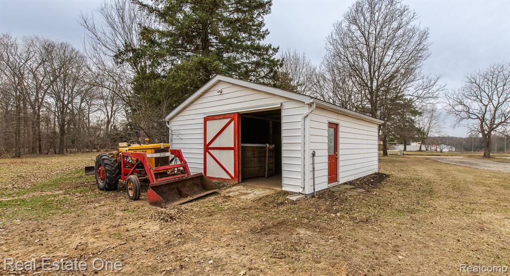 475 S Coats Road, Oxford, MI 48371 — Photo 45