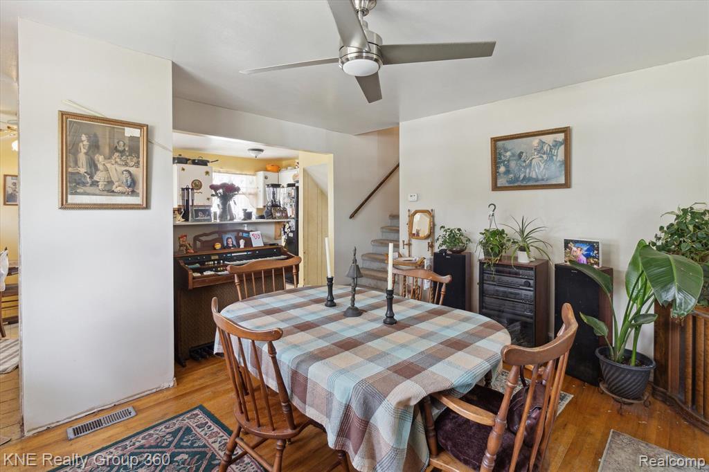 6074 NIGHTINGALE Street, Dearborn Heights, MI 48127 — Photo 9