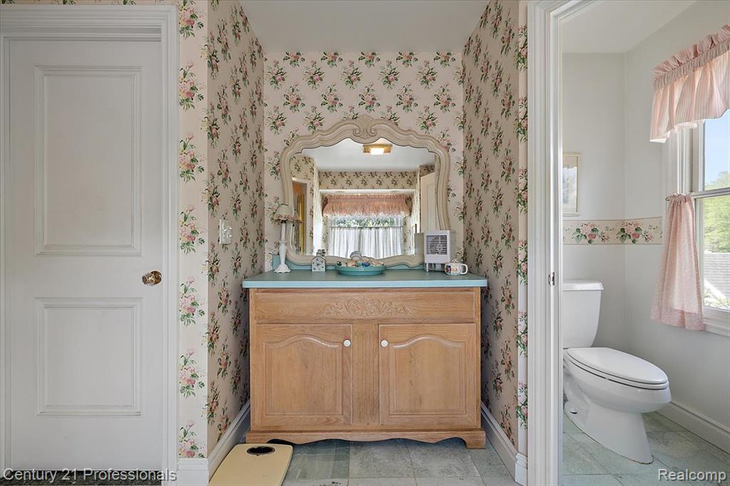 40205 Ashland Drive, Sterling Heights, MI 48313 — Photo 36