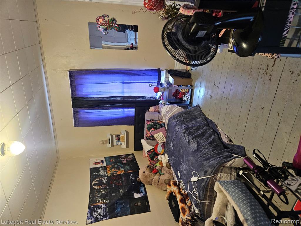 917 Saint Clair Street, Port Huron, MI 48060 — Photo 9
