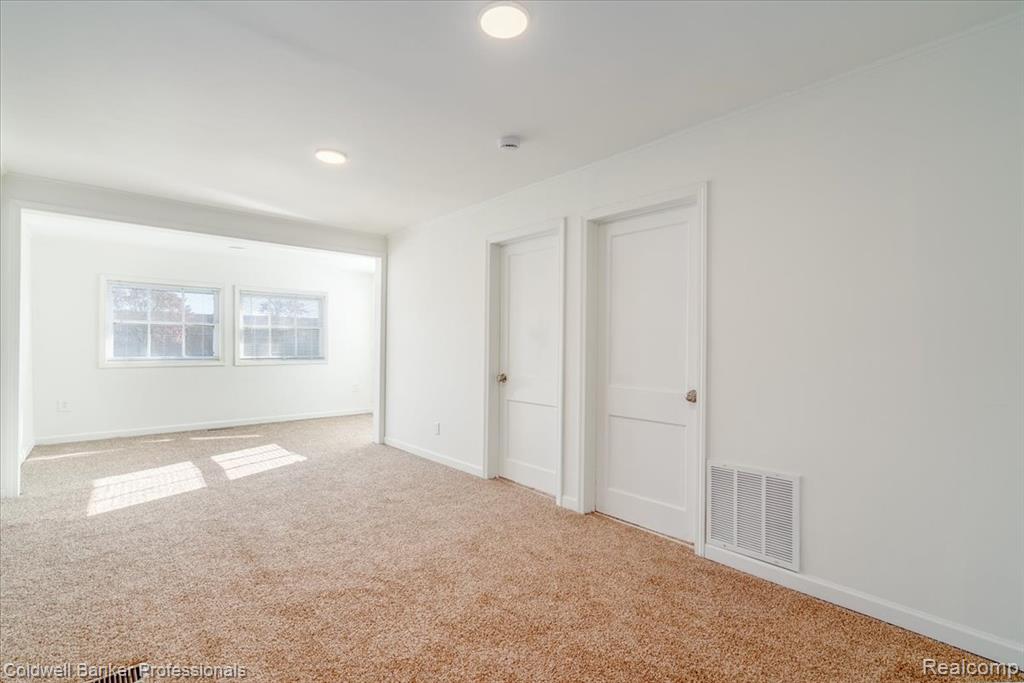4510 S John Hix Road, Wayne, MI 48184 — Photo 15