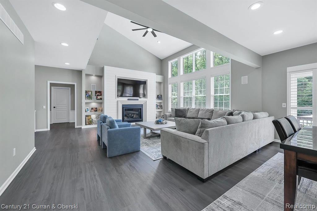 49251 STANTON, Canton, MI 48188 — Photo 11