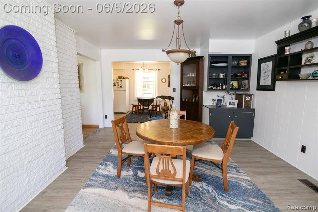 724 Sandstone Drive, Rochester Hills, MI 48309 — Photo 25