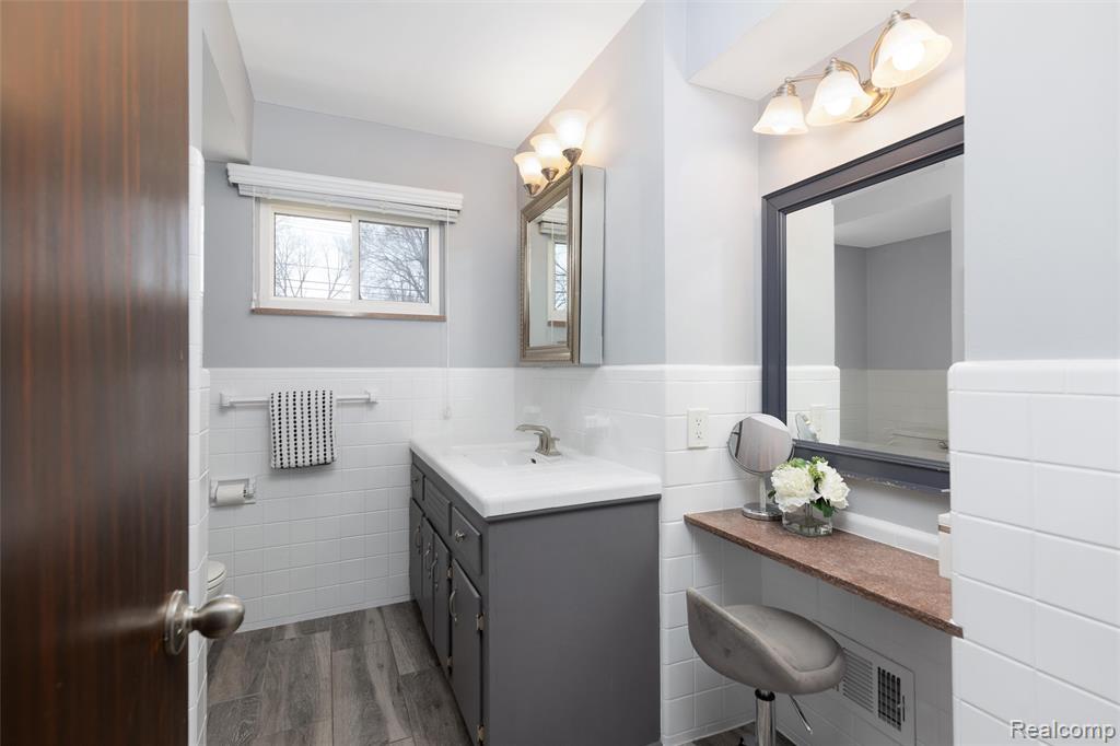 16115 Reedmere Avenue, Franklin, MI 48025 — Photo 18