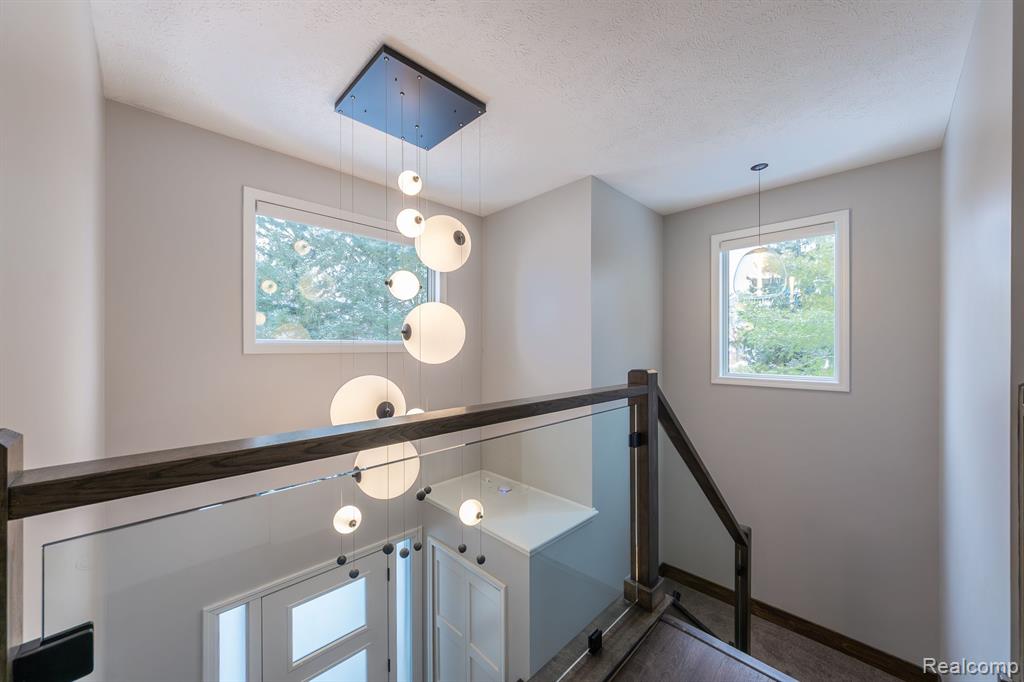 8484 SADDLEWOOD Drive, Brighton, MI 48116 — Photo 16
