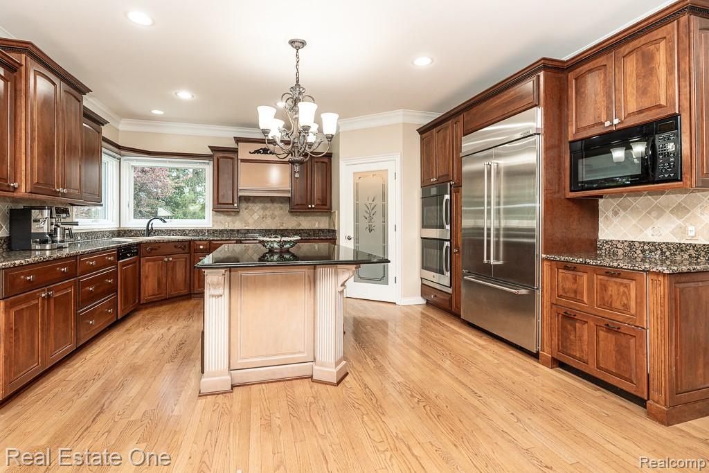 2483 Spyglass Drive, Oakland, MI — Photo 22