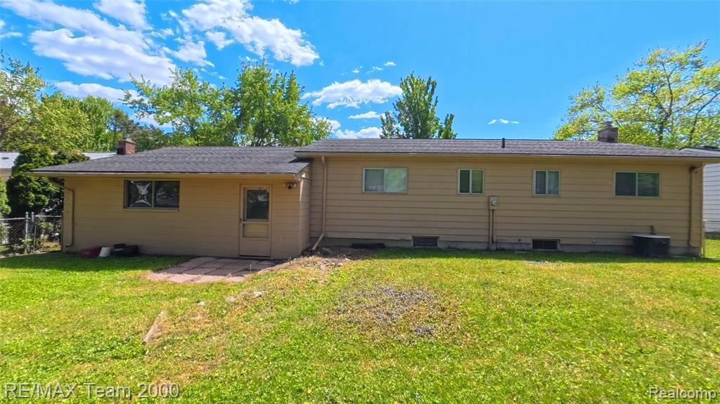 2104 Whittier Road, Ypsilanti, MI 48197 — Photo 9