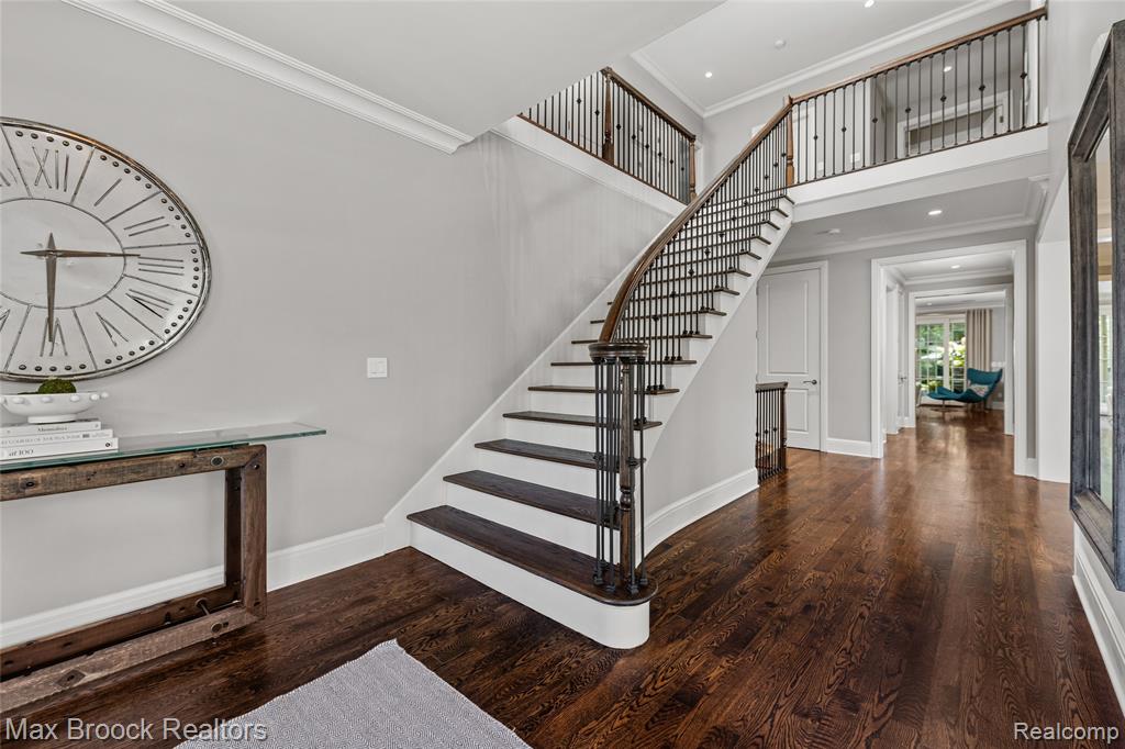 1450 Pilgrim Avenue - Photo 5