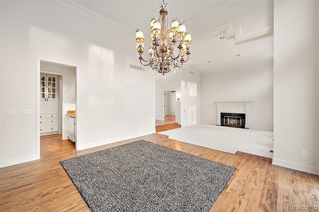 5744 Lochmoor Court, Rochester, MI 48306 — Photo 12