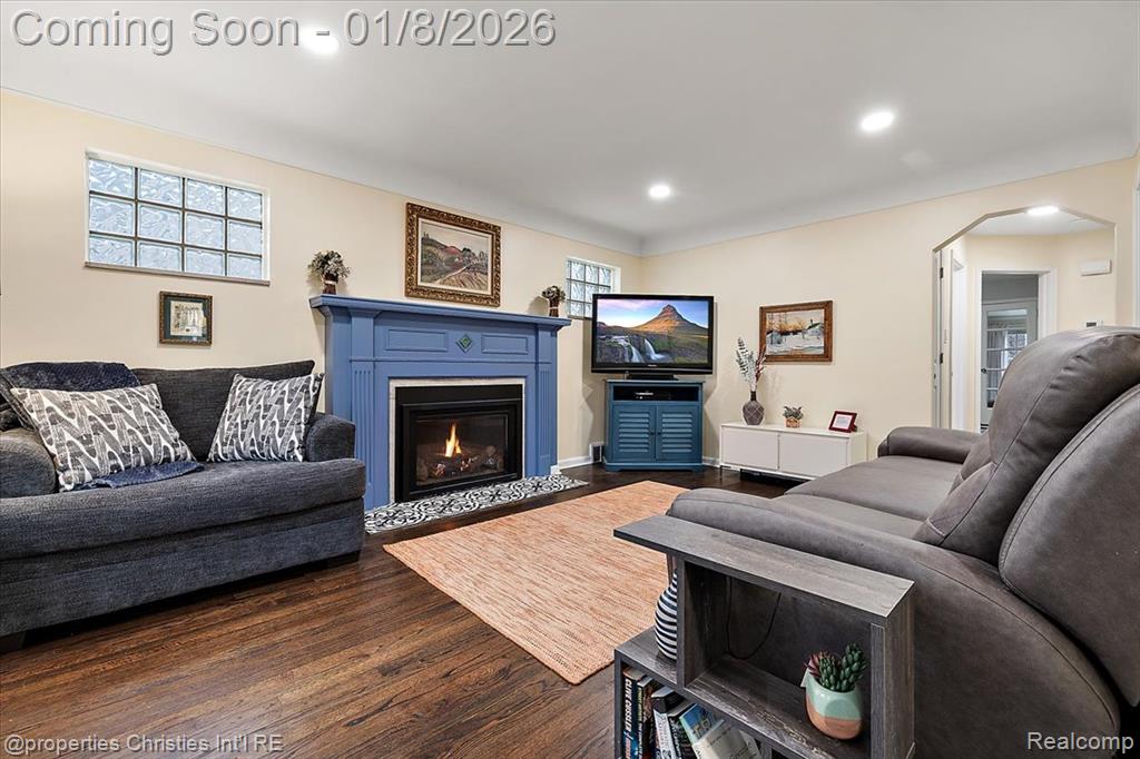 13365 Winchester Avenue, Huntington Woods, MI — Photo 11