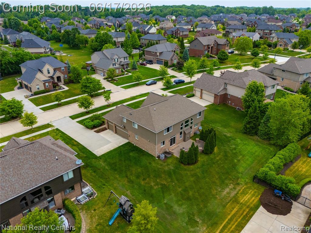 52347 Ferndale Drive, Northville, MI 48167 — Photo 36
