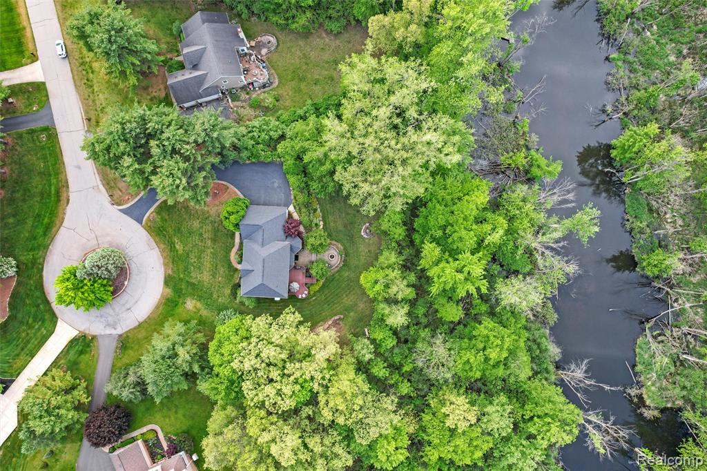 10099 Fernbrooke Drive, Brighton, MI 48116 — Photo 87