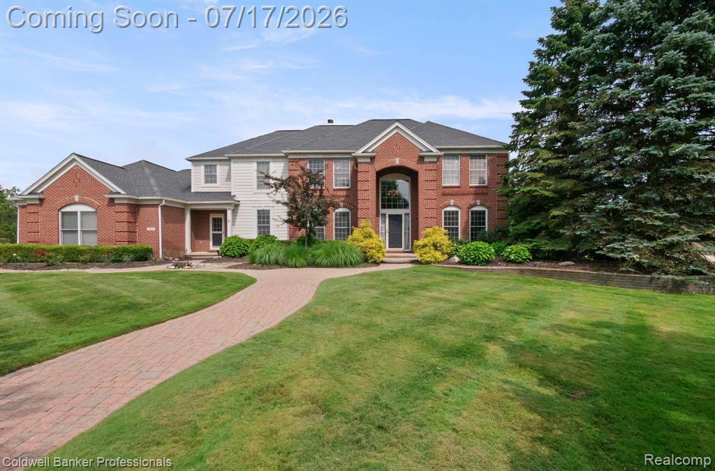 11460 Maple Valley Drive, Plymouth, MI 48170