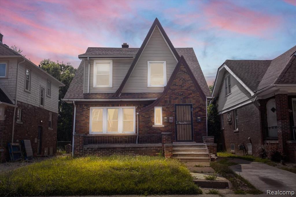 8335 Wisconsin Street, Detroit, MI 48204 — front exterior